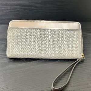 NWT - Fossil Jori Zip Clutch